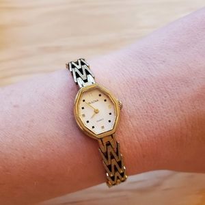 VINTAGE BULOVA WATCH